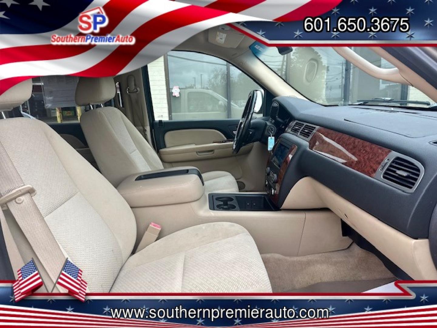 2008 TAN CHEVROLET SUBURBAN BASE; LT LS (3GNFC16038G) with an 5.3L V8 OHV 16V FFV engine, 4-Speed Automatic transmission, located at 922 W. Beacon St., Philadelphia, MS, 39350, (601) 650-3675, 32.770447, -89.127151 - Title: 2008 Chevrolet Suburban LS 1500 Year: 2008 Make: Chevrolet Model: Suburban Engine: 5.3L V8 OHV 16V FFV Body: SPORT UTILITY 4-DR Transmission: 4-Speed Automatic Overdrive Drive Type: RWD Mpg City: 15 Mpg: 21 Trim: LS 1500 - Photo#10